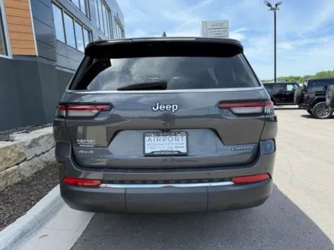 More photos of 2023 Jeep Grand Cherokee L Limited at Airport Chrysler Dodge Jeep Ram, MO