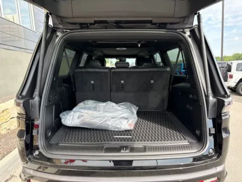 More photos of 2026 Jeep Grand Wagoneer L Limited Reserve at Airport Chrysler Dodge Jeep Ram, MO