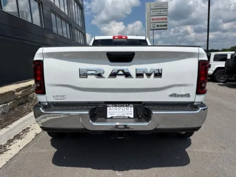 More photos of 2026 Ram 3500 Tradesman at Airport Chrysler Dodge Jeep Ram, MO