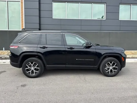 Photos of 2023 Jeep Grand Cherokee Limited for sale in Platte City, MO at Airport Chrysler Dodge Jeep Ram