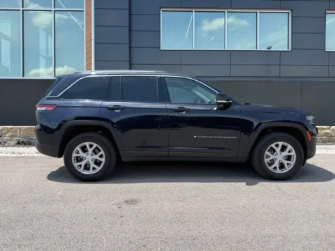Photos of 2023 Jeep Grand Cherokee Limited for sale in Platte City, MO at Airport Chrysler Dodge Jeep Ram
