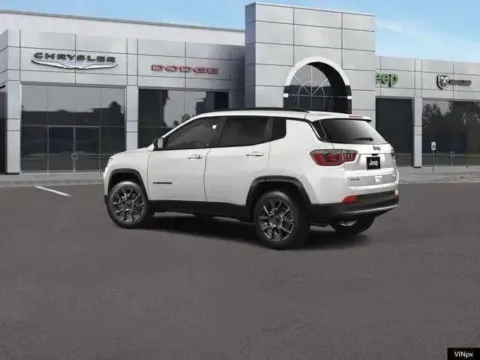More photos of 2026 Jeep Compass Latitude at Airport Chrysler Dodge Jeep Ram, MO