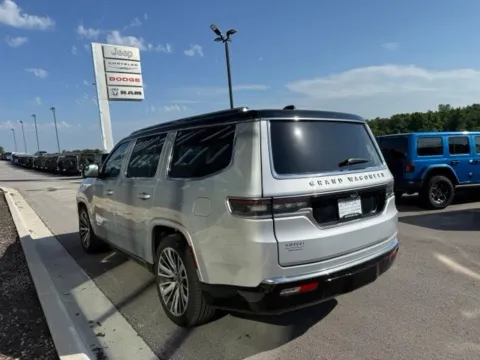 More photos of 2025 Jeep Grand Wagoneer at Airport Chrysler Dodge Jeep Ram, MO