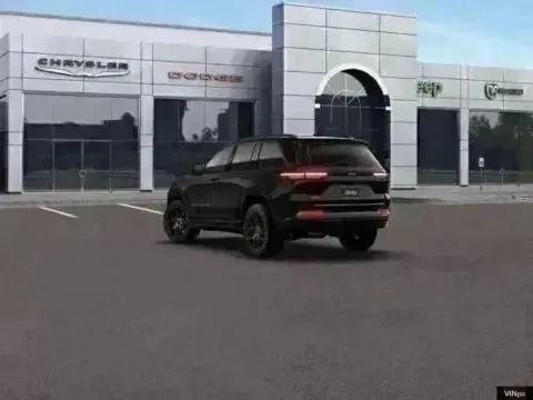 More photos of 2026 Jeep Grand Cherokee Summit at Airport Chrysler Dodge Jeep Ram, MO