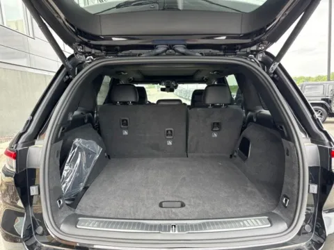More photos of 2026 Jeep Grand Cherokee Summit at Airport Chrysler Dodge Jeep Ram, MO