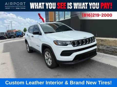 White 2025 Jeep Compass Sport for sale in Platte City, MO