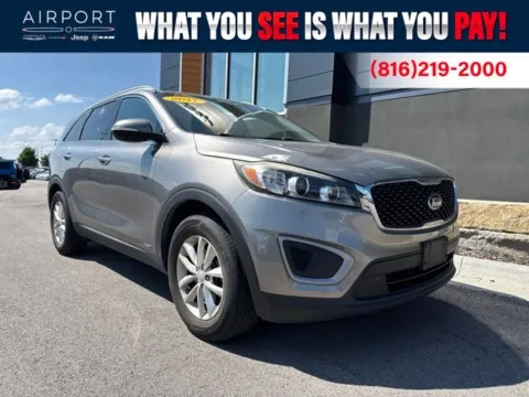 Silver 2017 Kia Sorento LX for sale in Platte City, MO