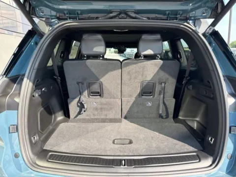 More photos of 2026 Jeep Grand Cherokee L Limited at Airport Chrysler Dodge Jeep Ram, MO