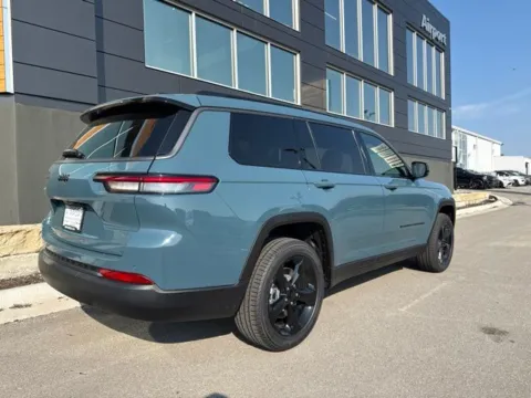 Another view of 2026 Jeep Grand Cherokee L Limited for sale in Platte City, MO at Airport Chrysler Dodge Jeep Ram