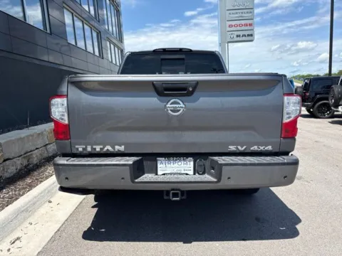 More photos of 2020 Nissan Titan SV at Airport Chrysler Dodge Jeep Ram, MO