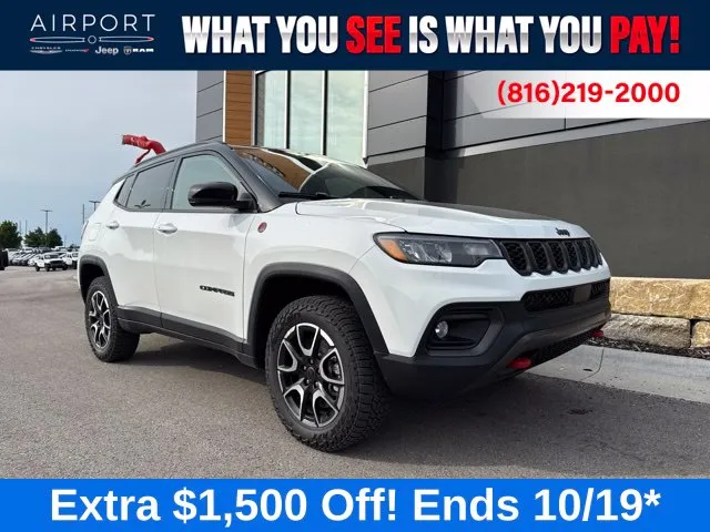 White 2026 Jeep Compass Trailhawk for sale in Platte City, MO
