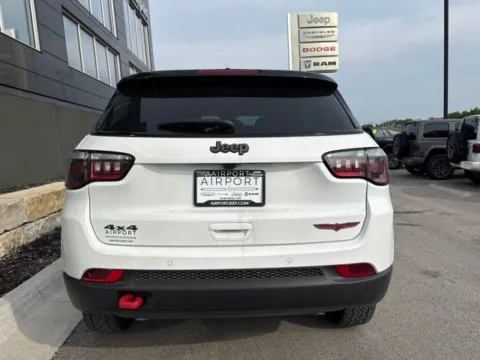 More photos of 2026 Jeep Compass Trailhawk at Airport Chrysler Dodge Jeep Ram, MO