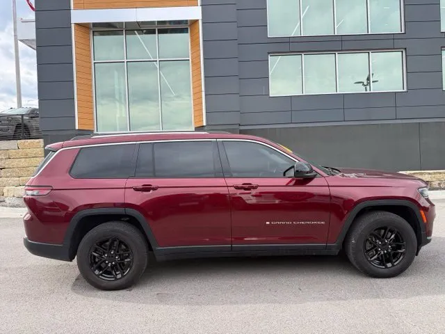 Used 2021 Jeep Grand Cherokee L Laredo with VIN 1C4RJKAGXM8156744 for sale in Kansas City