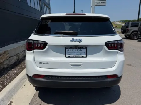 More photos of 2023 Jeep Compass Sport at Airport Chrysler Dodge Jeep Ram, MO