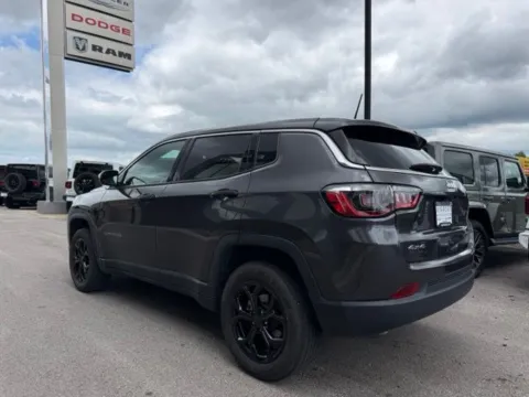 More photos of 2024 Jeep Compass Sport at Airport Chrysler Dodge Jeep Ram, MO