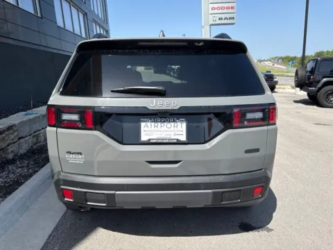 More photos of 2026 Jeep Cherokee Overland at Airport Chrysler Dodge Jeep Ram, MO