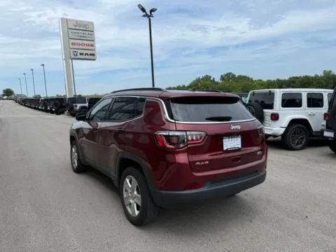More photos of 2022 Jeep Compass Latitude at Airport Chrysler Dodge Jeep Ram, MO