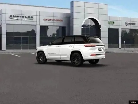 More photos of 2026 Jeep Grand Cherokee Summit at Airport Chrysler Dodge Jeep Ram, MO