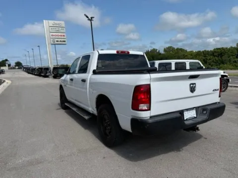 More photos of 2018 Ram 1500 Express at Airport Chrysler Dodge Jeep Ram, MO