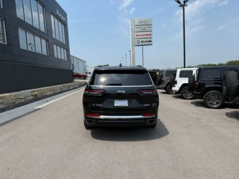 More photos of 2023 Jeep Grand Cherokee L Overland at Airport Chrysler Dodge Jeep Ram, MO