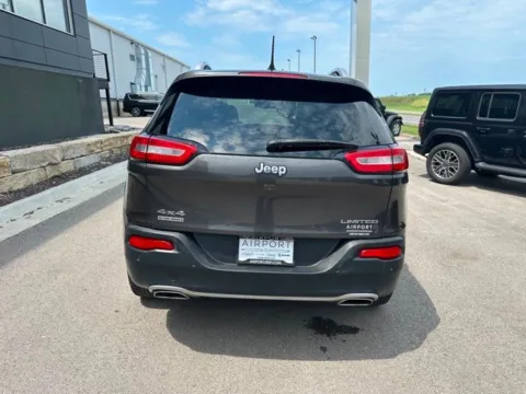 More photos of 2015 Jeep Cherokee Limited at Airport Chrysler Dodge Jeep Ram, MO