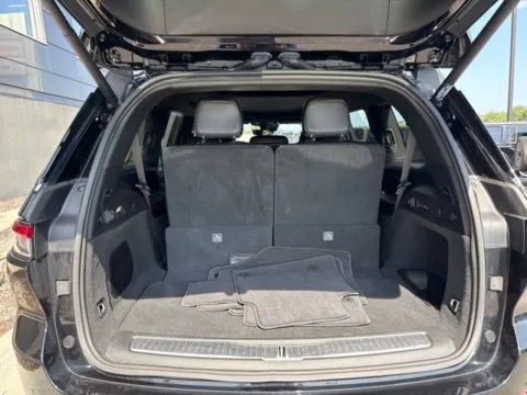 More photos of 2025 Jeep Grand Cherokee L Overland at Airport Chrysler Dodge Jeep Ram, MO
