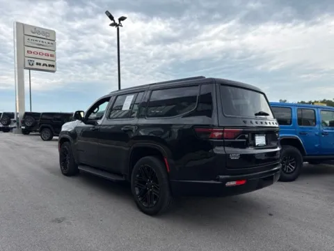 More photos of 2025 Jeep Wagoneer Series II at Airport Chrysler Dodge Jeep Ram, MO