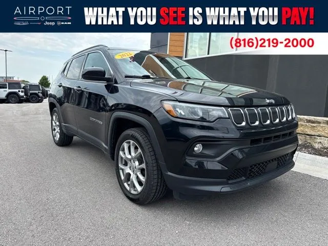Used 2022 Jeep Compass Latitude Lux with VIN 3C4NJDFB4NT218746 for sale in Kansas City