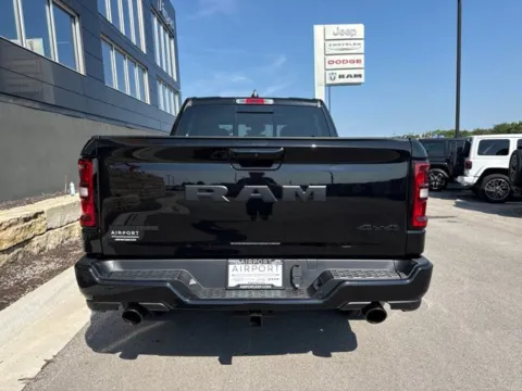 More photos of 2027 Ram 1500 Big Horn/Lone Star at Airport Chrysler Dodge Jeep Ram, MO