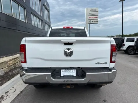 More photos of 2022 Ram 2500 Big Horn at Airport Chrysler Dodge Jeep Ram, MO