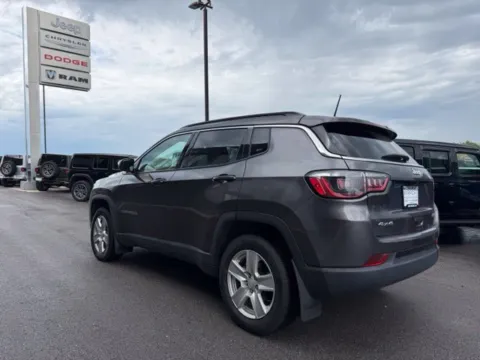 More photos of 2022 Jeep Compass Latitude at Airport Chrysler Dodge Jeep Ram, MO