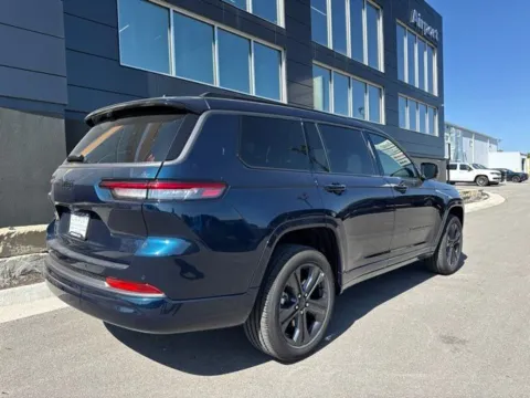 Another view of 2027 Jeep Grand Cherokee L Limited Reserve for sale in Platte City, MO at Airport Chrysler Dodge Jeep Ram
