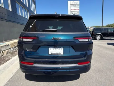 More photos of 2027 Jeep Grand Cherokee L Limited Reserve at Airport Chrysler Dodge Jeep Ram, MO