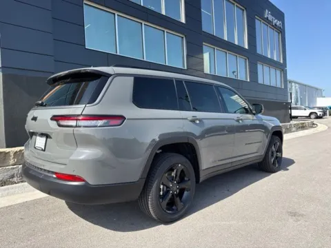 Another view of 2027 Jeep Grand Cherokee L Limited for sale in Platte City, MO at Airport Chrysler Dodge Jeep Ram
