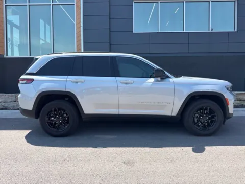 Photos of 2025 Jeep Grand Cherokee Laredo X for sale in Platte City, MO at Airport Chrysler Dodge Jeep Ram