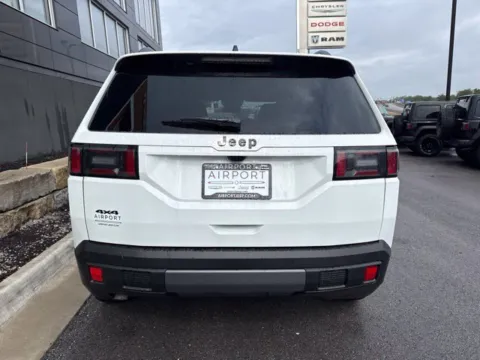 More photos of 2026 Jeep Cherokee Limited at Airport Chrysler Dodge Jeep Ram, MO