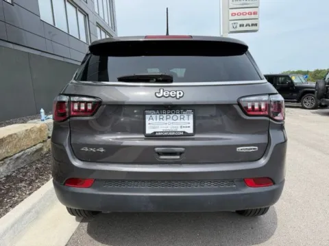 More photos of 2024 Jeep Compass Latitude Lux at Airport Chrysler Dodge Jeep Ram, MO
