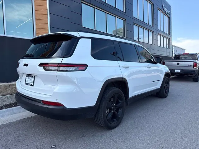 Used 2023 Jeep Grand Cherokee L Altitude with VIN 1C4RJKAG3P8854648 for sale in Kansas City
