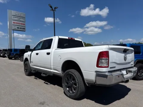 More photos of 2023 Ram 2500 Big Horn at Airport Chrysler Dodge Jeep Ram, MO