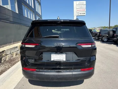 More photos of 2025 Jeep Grand Cherokee L Limited at Airport Chrysler Dodge Jeep Ram, MO
