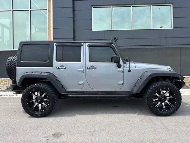 Used 2016 Jeep Wrangler Unlimited Rubicon with VIN 1C4BJWFG8GL218385 for sale in Kansas City