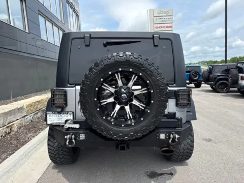 More photos of 2016 Jeep Wrangler Unlimited Rubicon at Airport Chrysler Dodge Jeep Ram, MO