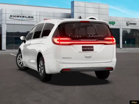More photos of 2027 Chrysler Pacifica Select at Airport Chrysler Dodge Jeep Ram, MO
