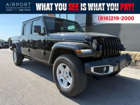 Black 2022 Jeep Gladiator Sport for sale in Platte City, MO