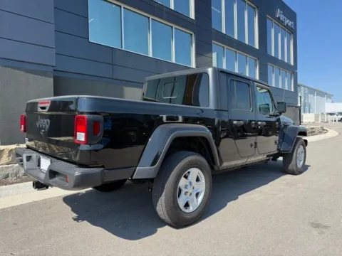 Another view of 2022 Jeep Gladiator Sport for sale in Platte City, MO at Airport Chrysler Dodge Jeep Ram