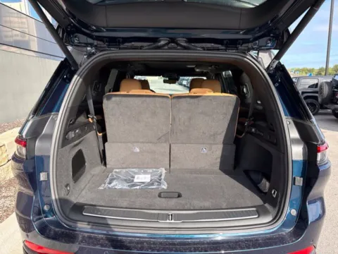 More photos of 2027 Jeep Grand Cherokee L Summit at Airport Chrysler Dodge Jeep Ram, MO