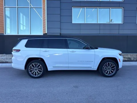 Photos of 2027 Jeep Grand Cherokee L Summit for sale in Platte City, MO at Airport Chrysler Dodge Jeep Ram