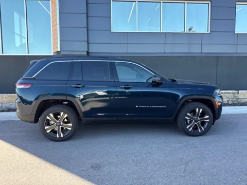 Photos of 2027 Jeep Grand Cherokee Limited for sale in Platte City, MO at Airport Chrysler Dodge Jeep Ram