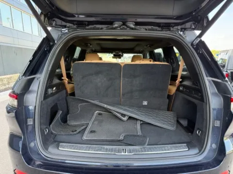 More photos of 2024 Jeep Grand Cherokee L Summit at Airport Chrysler Dodge Jeep Ram, MO