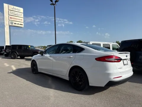More photos of 2020 Ford Fusion SE at Airport Chrysler Dodge Jeep Ram, MO